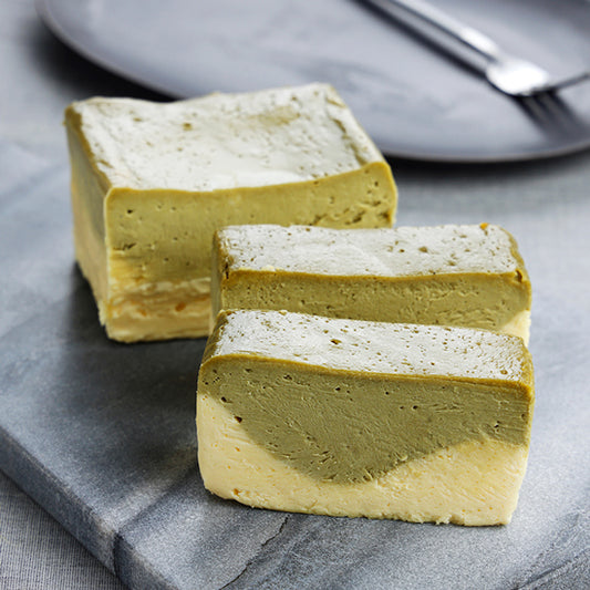 ほうじ茶チーズケーキ【ホール】〈Story of cheesecake.Ehime made〉